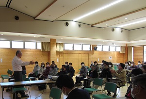松川町での講演の様子